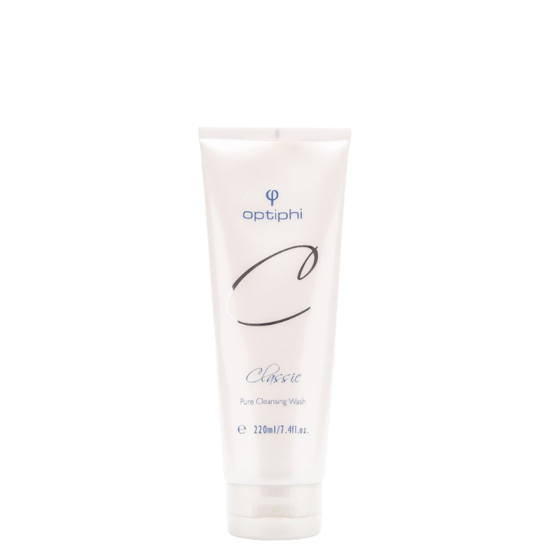A milky cleanser, which purifies gently for calm and smooth skin.